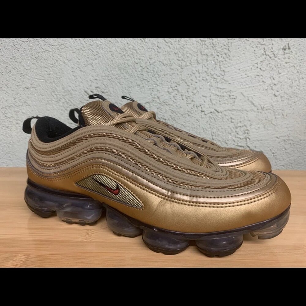 Size 10.5‎ - Nike Air VaporMax 97 Metallic Gold 2018